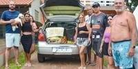 Família do ex-jogador Dionatan Oliveira, com passagens ainda nas categorias de base da Dupla Gre-Nal, arrumando as malas para se despedir do Litoral Norte