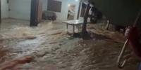 Casas são invadidas pela água após chuva em Frederico Westphalen