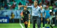 Renato acusa diretor de arbitragem de mandar expulsar Diego Costa em jogo contra o Bahia