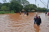 Enchentes em Humaitá e Vila Farrapos  / Foto: Milton Sardi / Especial / CP