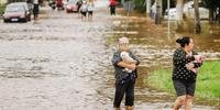 Número de desalojados nas enchentes chega a 339.928 no Rio Grande do Sul