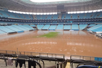 Arena do Grêmio também foi tomada pelas águas