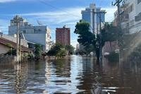 Enchente e resgates no Centro de São Leopoldo