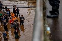 Número de mortes subiu para 13 por conta da enchente, 12 pessoas estão desaparecidas