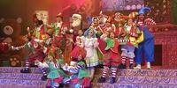 Um dos espetáculos mais encantadores da grade de programação do Natal Luz de Gramado é “A Fantástica Fábrica de Natal”, realizado nas terças e sextas, às 20h30min, no Expogramado.