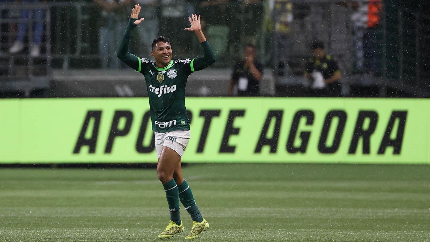 Rony marcou o gol da vit&oacute;ria do Palmeiras neste s&aacute;bado