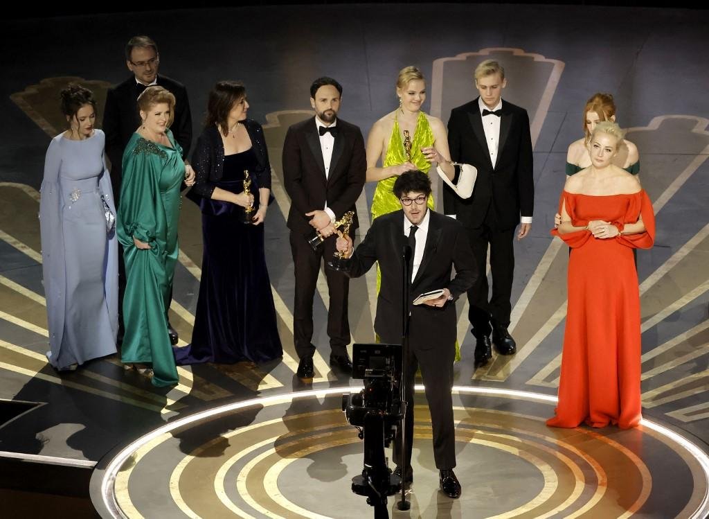 Daniel Roher agradece ao Oscar