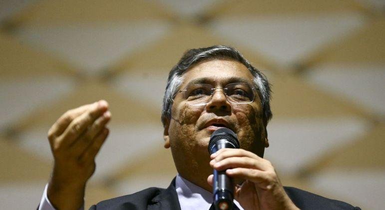Ministro Fl&aacute;vio Dino que prev&ecirc; que regula&ccedil;&atilde;o das m&iacute;dias sociais seja conclu&iacute;da at&eacute; o fim do ano