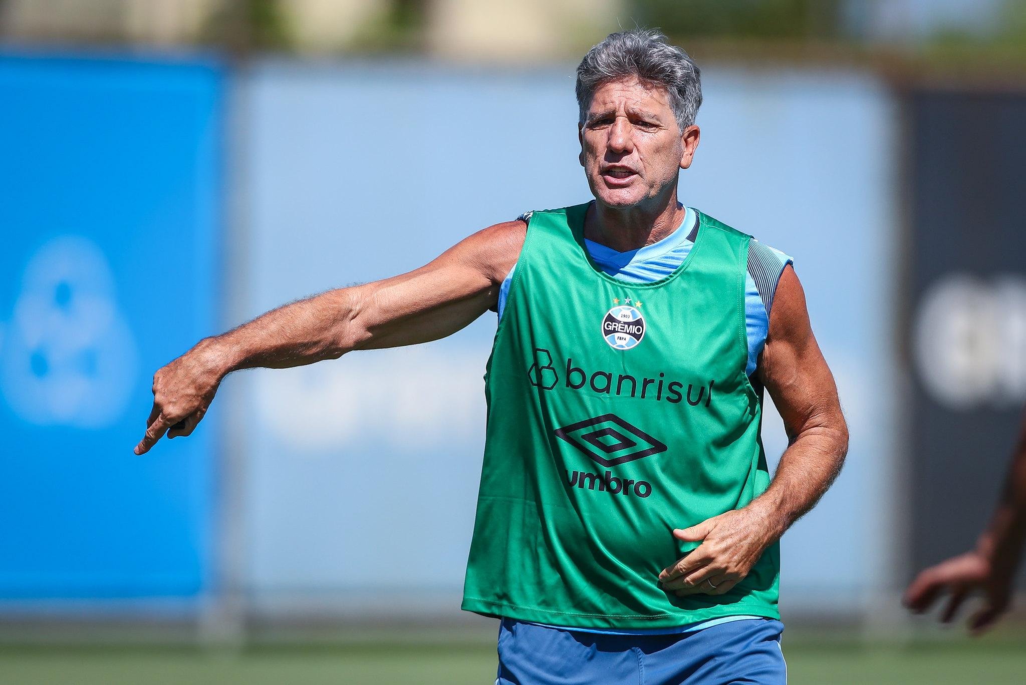 Renato Portaluppi em treino desta ter&ccedil;a-feira pela manh&atilde;
