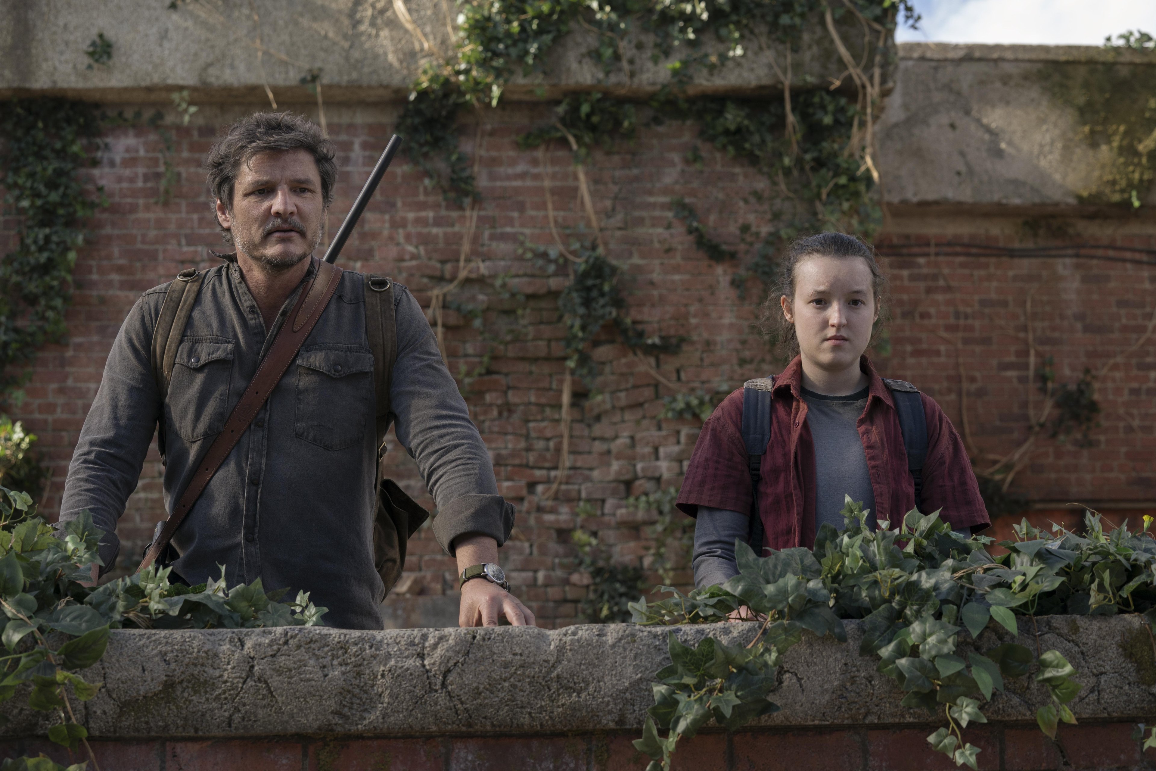 Pedro Pascal e Bella Ramsey protagonizaram a s&eacute;rie