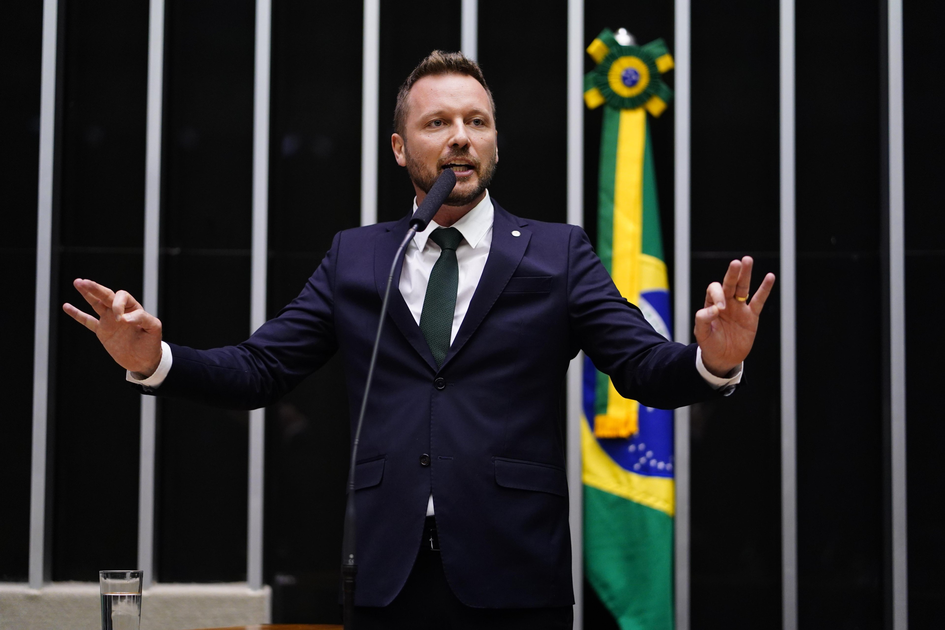 Maur&iacute;cio Marcon (Podemos) v&ecirc; representa&ccedil;&atilde;o como forma de coibir cr&iacute;ticas ao governo
