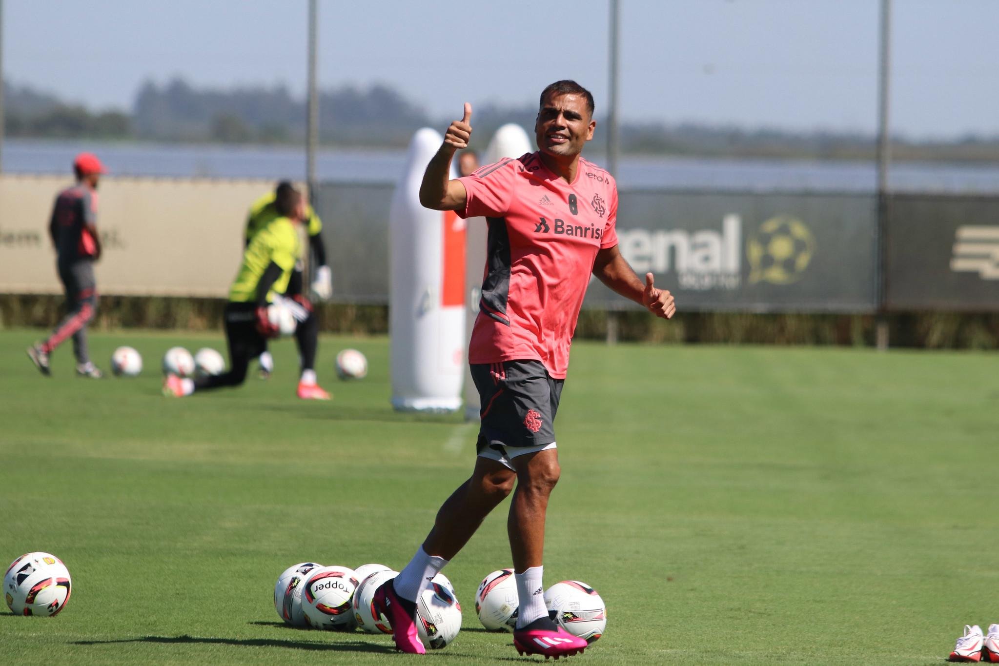 Mercado ser&aacute; titular contra o Caxias no Centen&aacute;rio