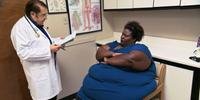 Cynthia, que chegou ao seu limite ao pesar 277 quilos, busca orientação médica