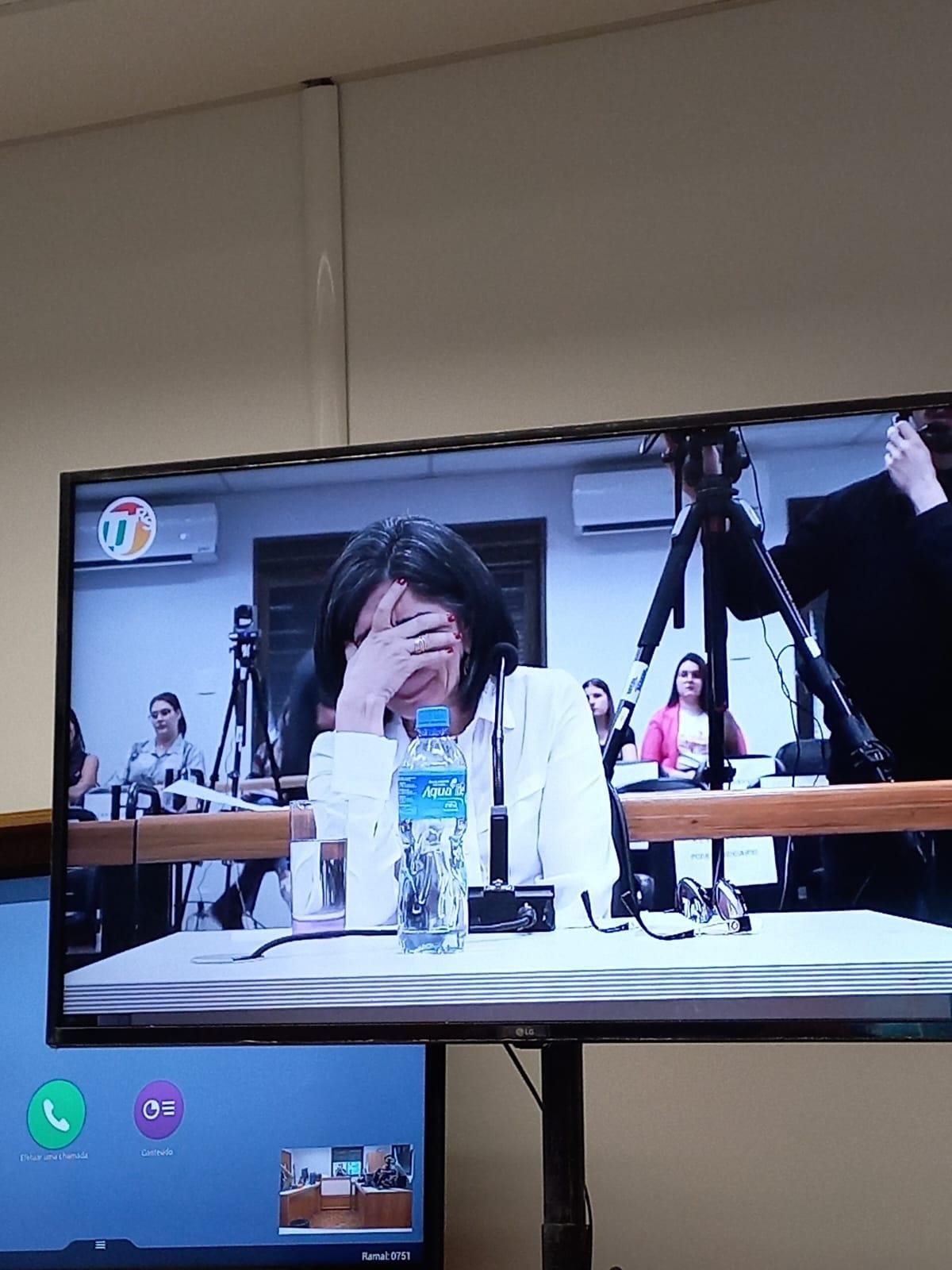 Ju&ccedil;ara Petry, a "Tia Ju", vizinha de Bernardo, foi &agrave;s l&aacute;grimas diversas vezes