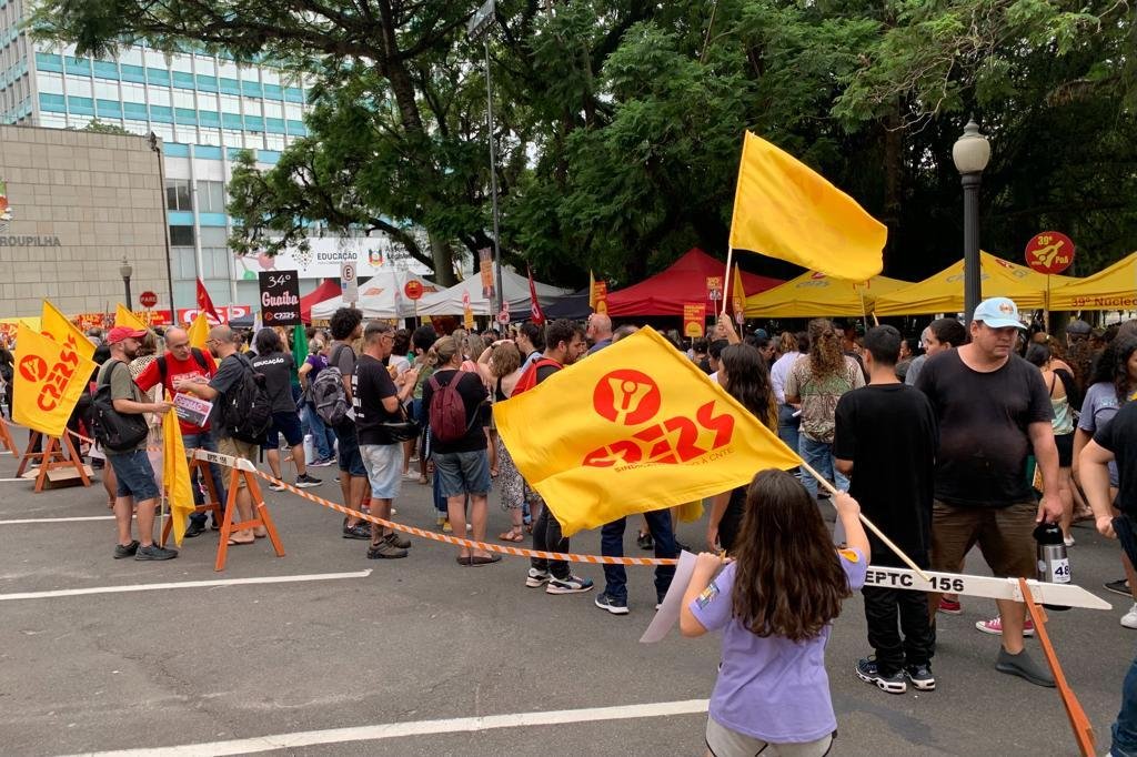 Objetivo &eacute; sensibilizar os parlamentares sobre a import&acirc;ncia do projeto de reajuste