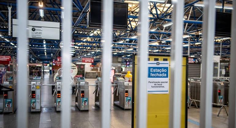 Esta&ccedil;&otilde;es ficaram fechadas