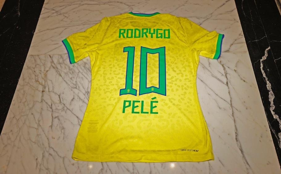 Nome do eterno craque ficar&aacute; abaixo do n&uacute;mero