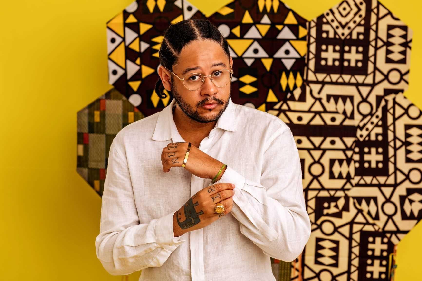 O primeiro final de semana de abril ser&aacute; para conferir o show do rapper paulista Emicida