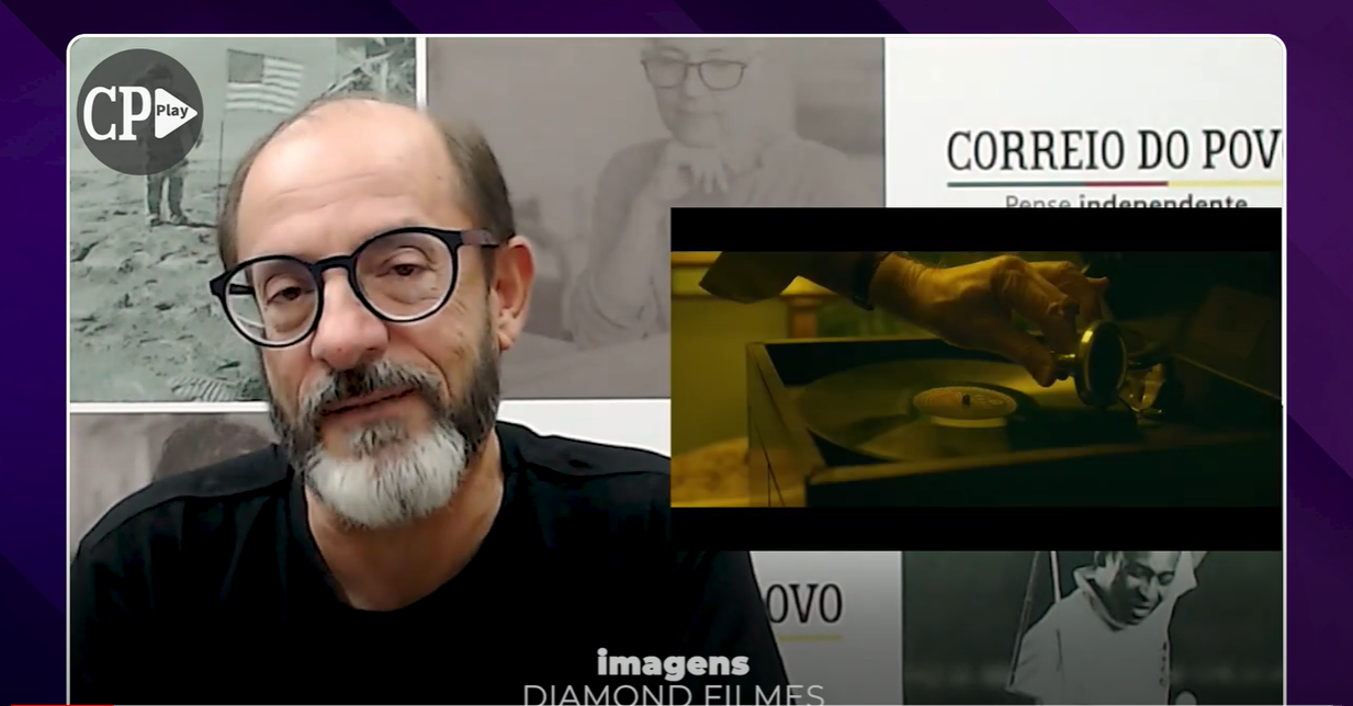 O cr&iacute;tico de cinema Marcos Santuario