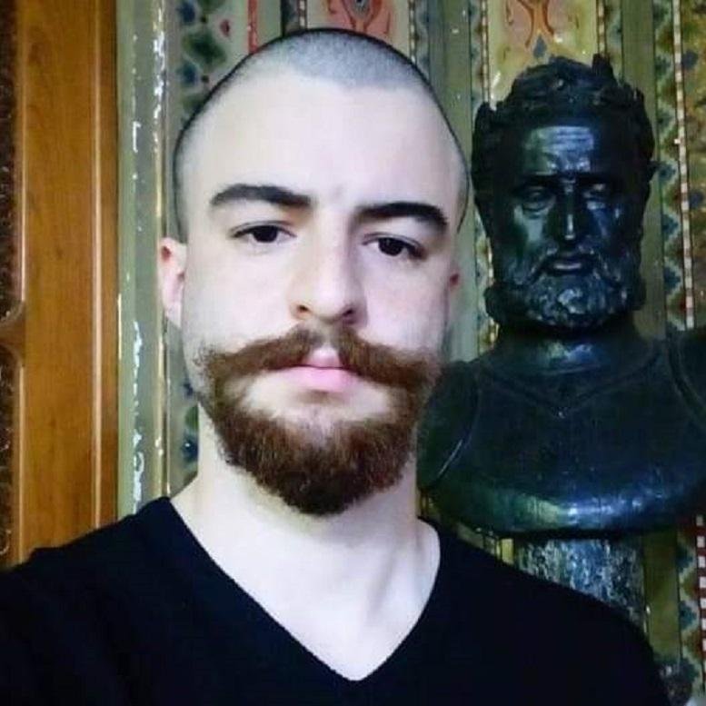 Psicanalista, professor e artista visual Cassiano Sotomaior