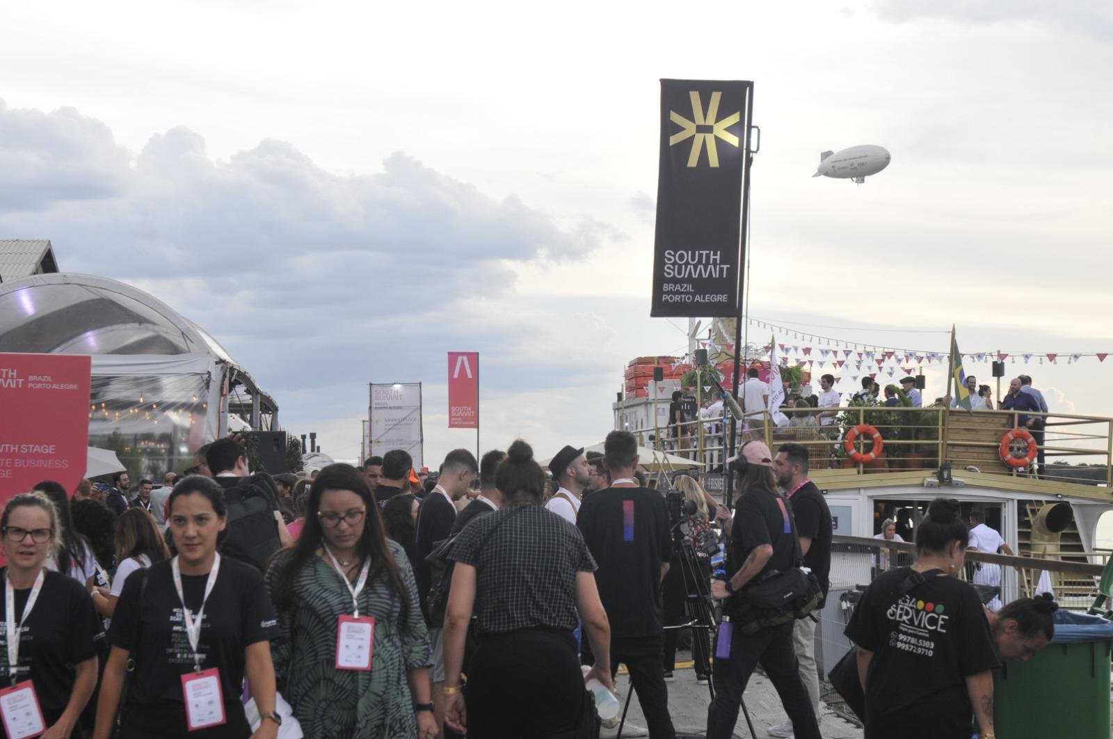 Cerca de 11 mil pessoas conferiram ontem as 385 palestras, debates e a&ccedil;&otilde;es paralelas no South Summit 2023