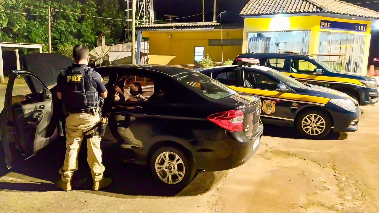 Ve&iacute;culo seguia na dire&ccedil;&atilde;o da fronteira ga&uacute;cha
