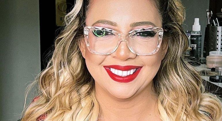 Lorena Alexandre estreia como jurada do 'Canta Comigo 5'
