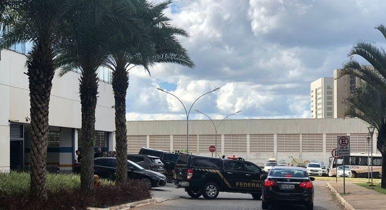 Tenente-coronel Mauro Cid, antigo ajudante de ordens do ex-presidente, tamb&eacute;m deve ser ouvido na tarde desta quarta-feira (5)