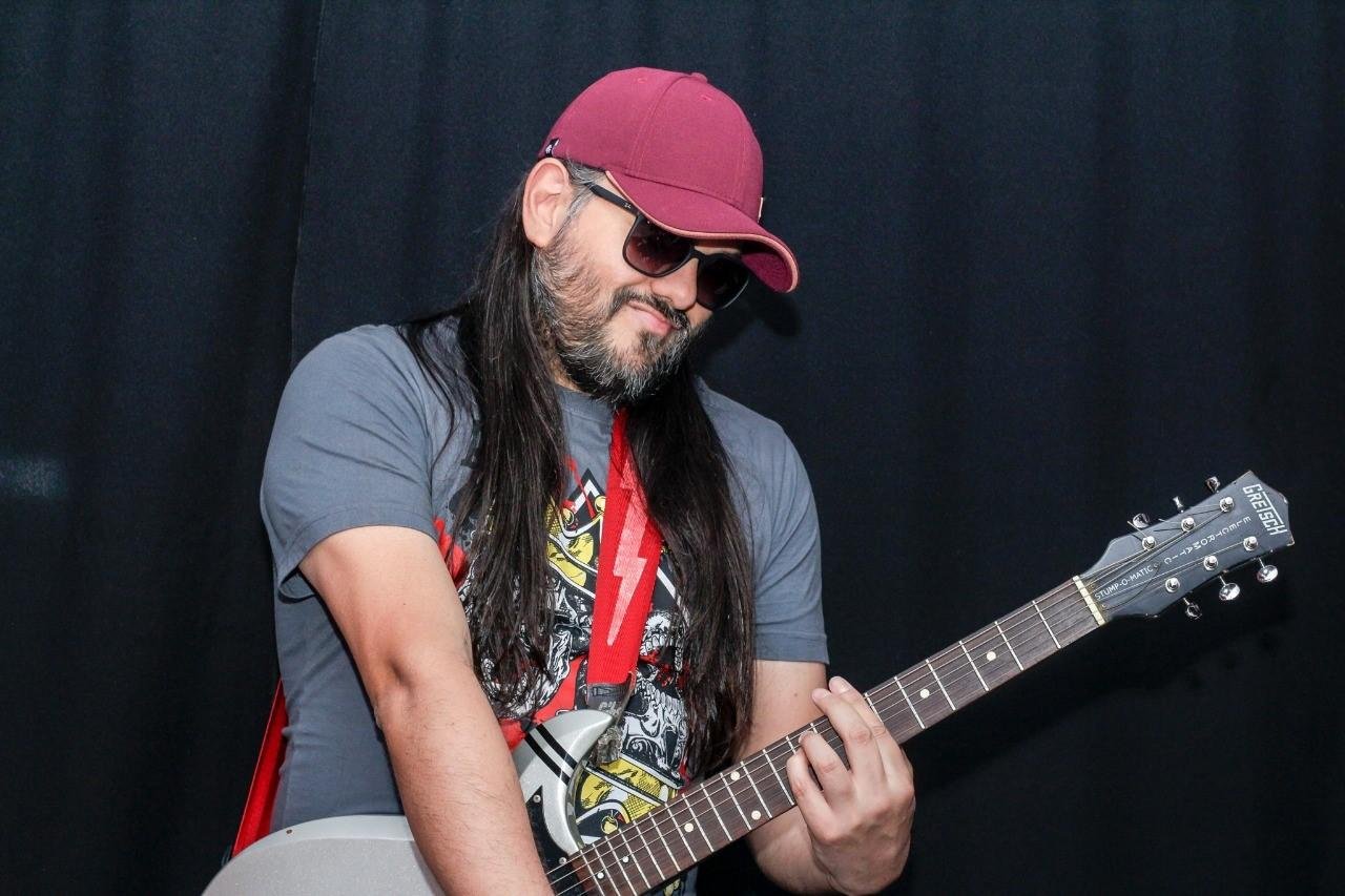 Lan&ccedil;amento do artista sinaliza a iminente chegada do novo EP