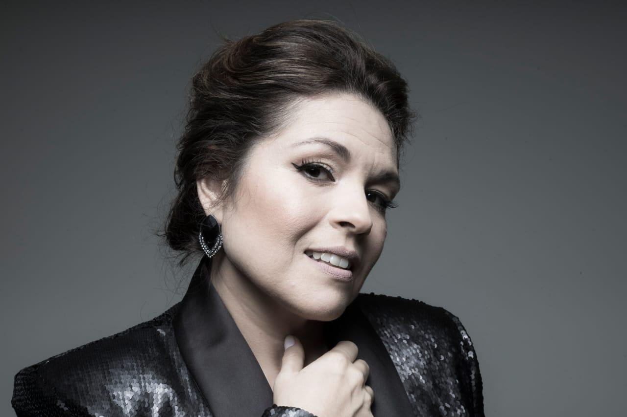 A soprano Cintia de Los Santos ser&aacute; uma das solistas