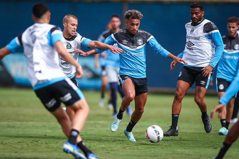 Treino antes da decis&atilde;o deste s&aacute;bado, na Arena