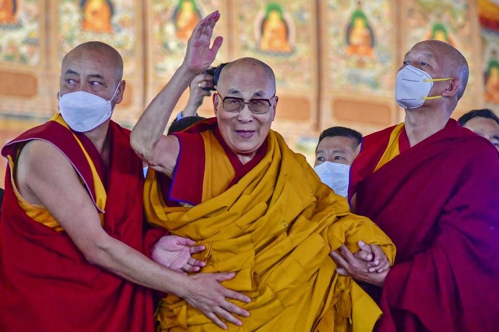 Dalai Lama, de 87 anos
