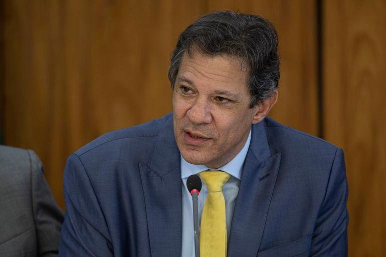 O arcabou&ccedil;o prev&ecirc; zerar o d&eacute;ficit prim&aacute;rio no ano que vem