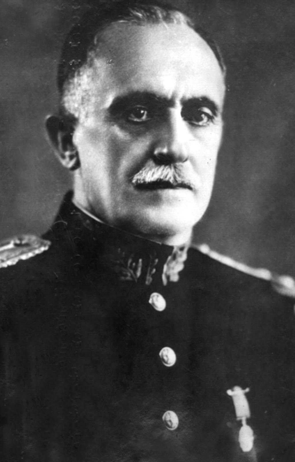 Menna Barreto e Maciel J&uacute;nior juntaram-se &agrave;s for&ccedil;as do coronel Portinho