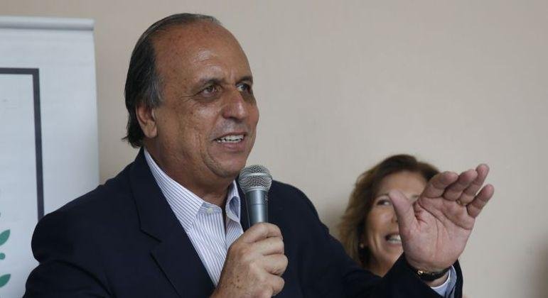 Ex-governador Pez&atilde;o