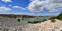 Com baixo nível de água nas represas, governo restringiu consumo
