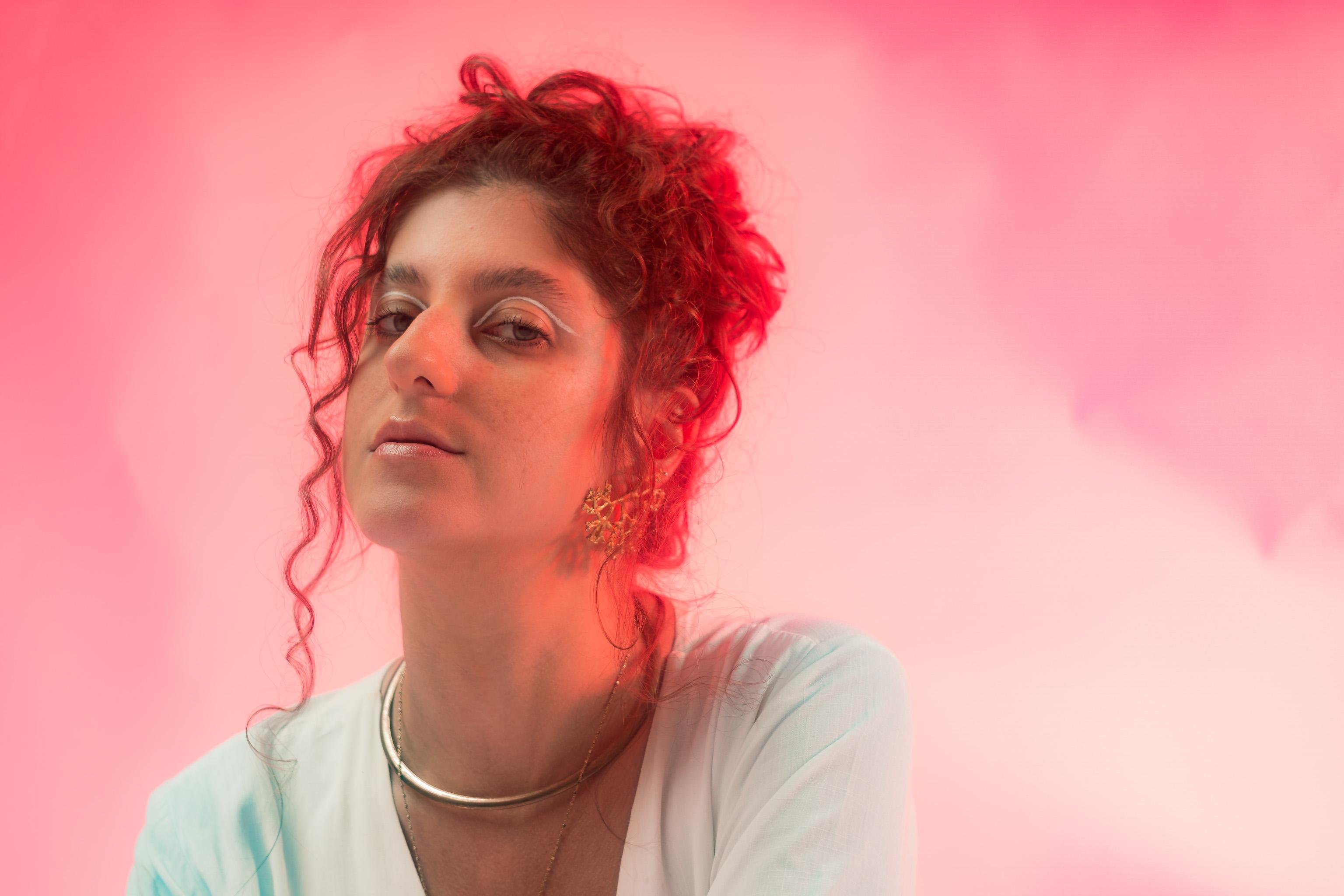 Cantora, compositora e arranjadora Elisa Terra