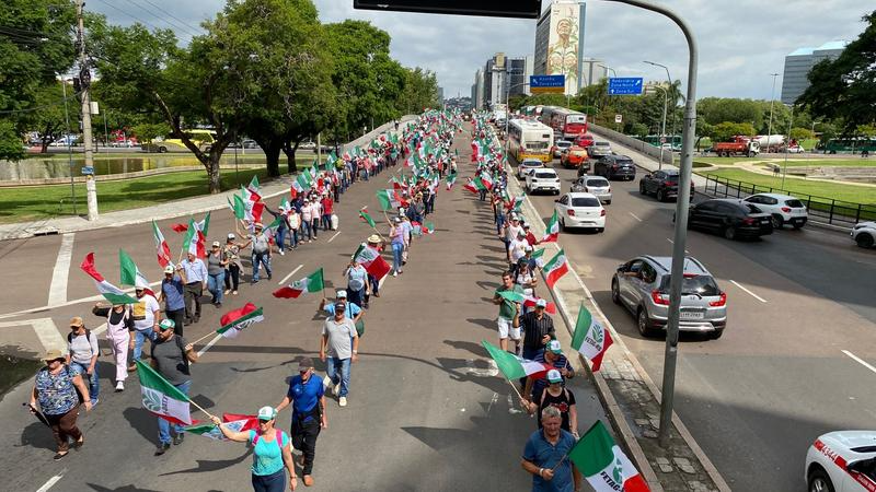 Manifesta&ccedil;&atilde;o da Fetag realizada no dia 30 de mar&ccedil;o tomou as ruas do Centro de Porto Alegre