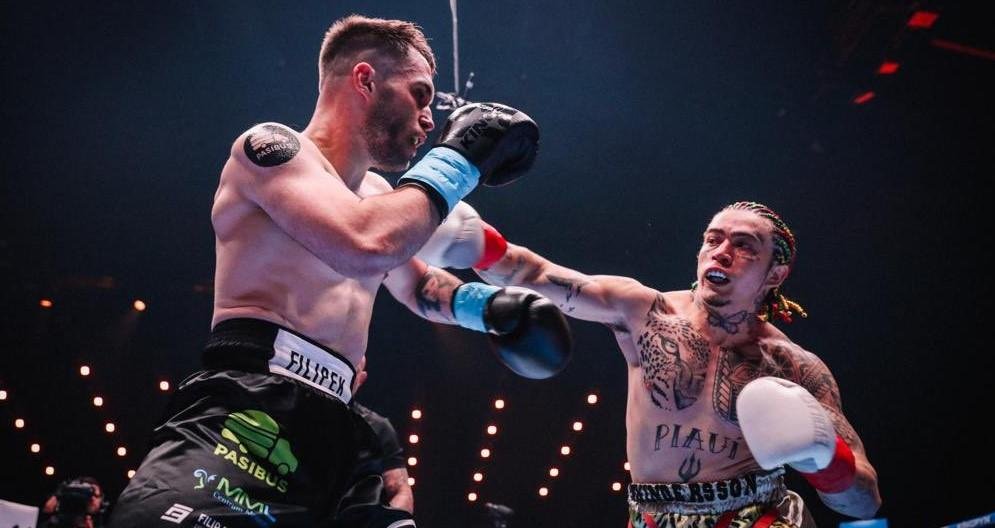 Whindersson Nunes ganhou luta de boxe contra o rapper polon&ecirc;s Filip &ldquo;Filipek&rdquo;