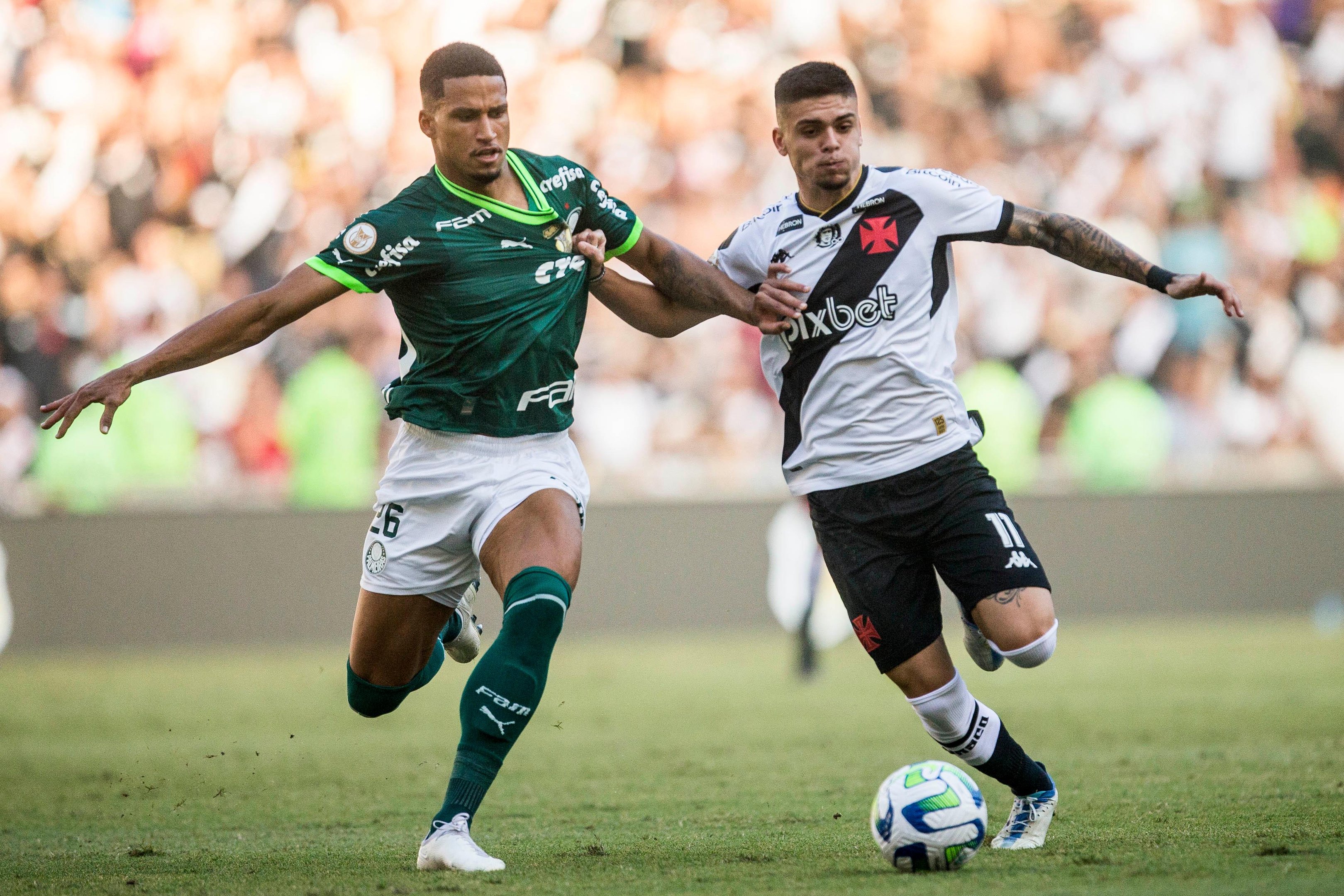Partida intensa e disputada acabou em dois a dois