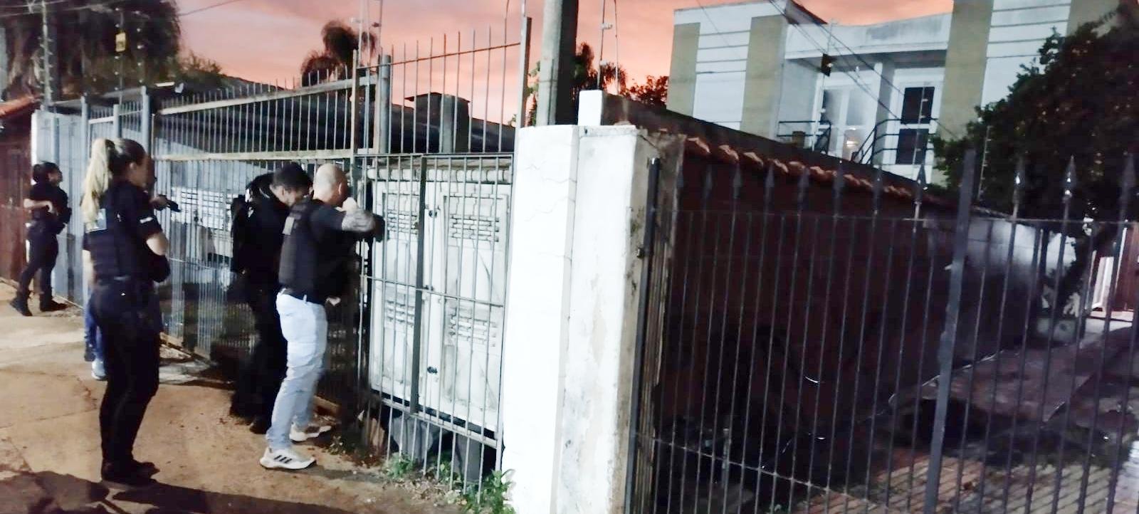 Houve cumprimento de 30 ordens judiciais, al&eacute;m de bloqueio de contas banc&aacute;rias e sequestro de ve&iacute;culos, na Capital e Gravata&iacute;