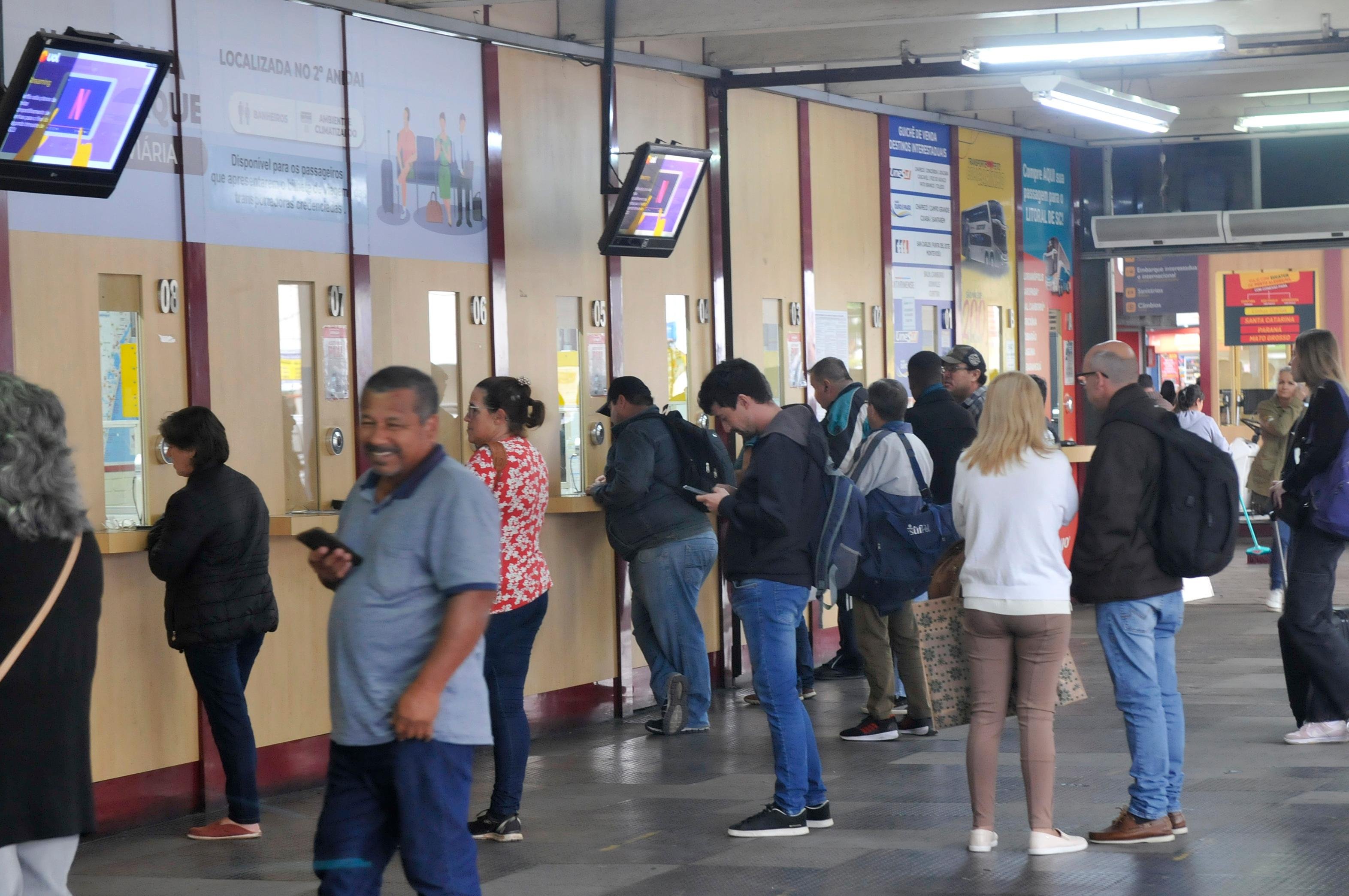 Rodovi&aacute;ria de Porto Alegre disponibilizou hor&aacute;rios adicionais de viagens para o feriad&atilde;o.
