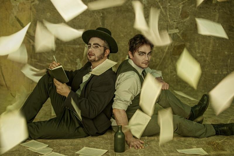 'Um Beijo Em Franz Kafka', com os atores Anderson Di Rizzi e Maur&iacute;cio Machado