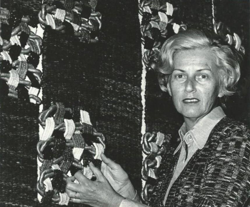 Artista nascida em Porto Alegre, Lici&ecirc; Hunsche (1924-2017) foi destaque na tape&ccedil;aria e arte t&ecirc;xtil