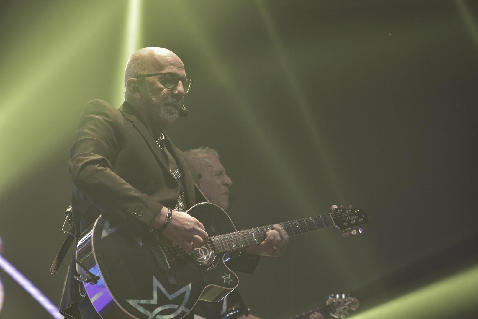 Feghali e Kiko em um dos momentos contagiantes do Roupa Nova na noite deste s&aacute;bado, no Audit&oacute;rio Ara&uacute;jo Vianna