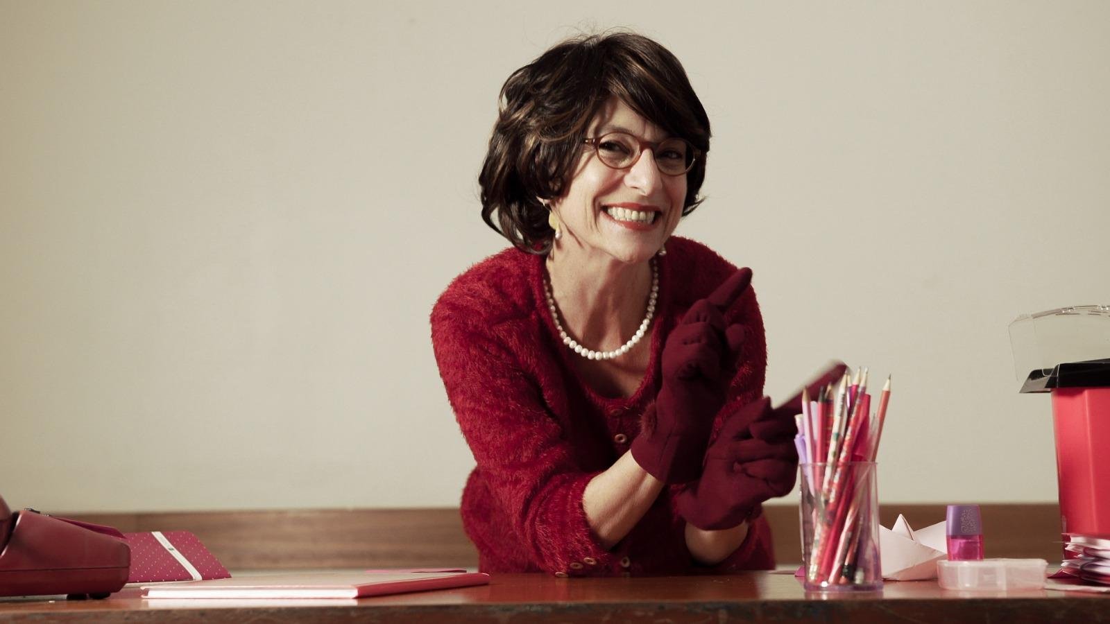 Deborah Finocchiaro protagoniza 'Di&aacute;rio Secreto de uma Secret&aacute;ria Bil&iacute;ngue'