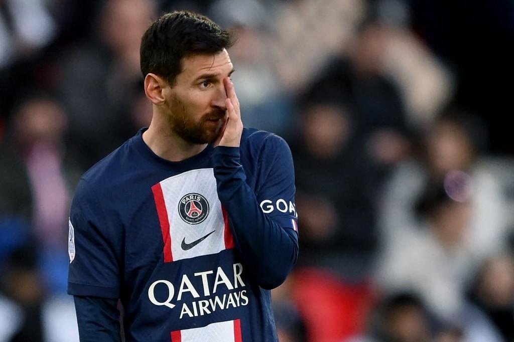 Sem renovar acordo, Messi deve sair do PSG em junho deste ano