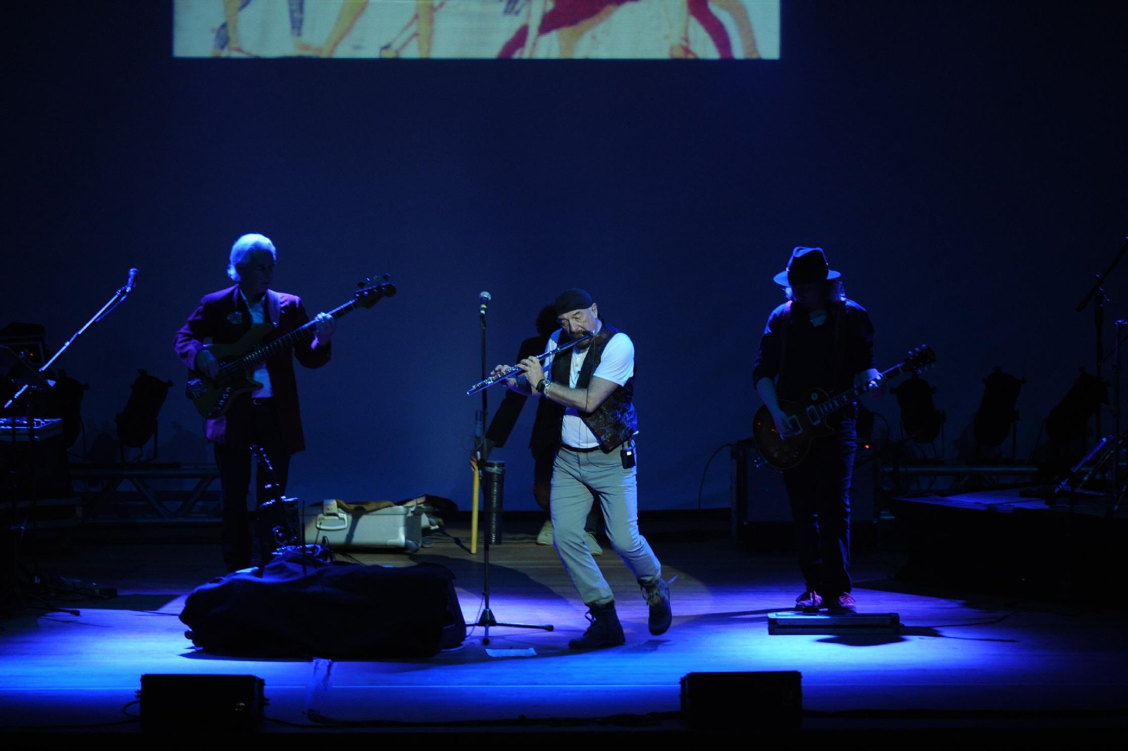 O vocalista e flautista Ian Anderson esteve com o grupo em Porto Alegre em 2013
