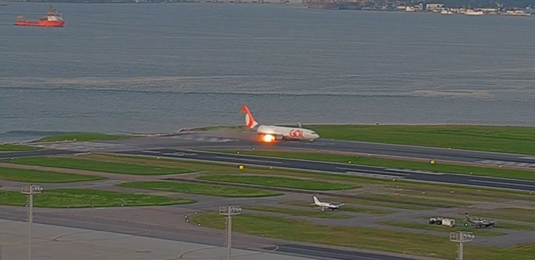 Aeronave apresentou problemas instantes antes de subir