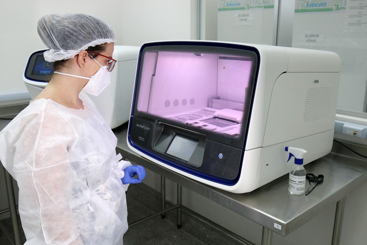 A confirma&ccedil;&atilde;o da infec&ccedil;&atilde;o pela nova linhagem Arcturus da Covid-19, XBB.1.16, ocorreu no Laborat&oacute;rio Central do Estado da Bahia